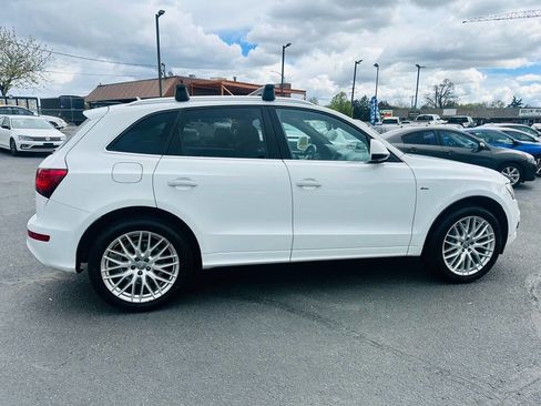 Used 2017 Audi Q5 2.0T Premium Plus w/ Technology Package image 8