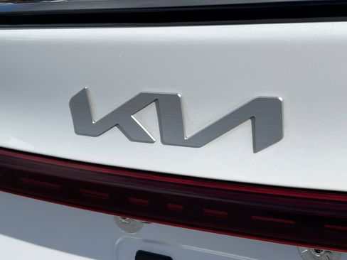 Used 2022 Kia Forte GT w/ GT Technology Package image 8