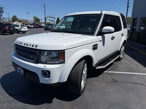 Used 2016 Land Rover LR4 HSE AWD/4WD image 3