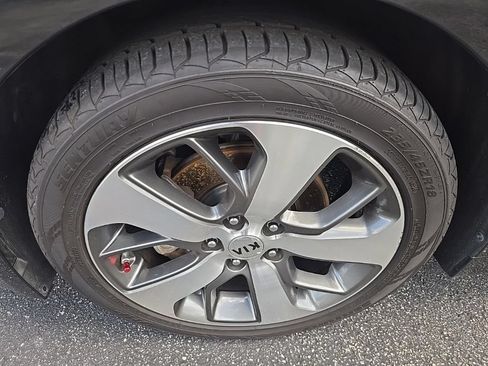 Used 2020 Kia Optima S FWD image 16