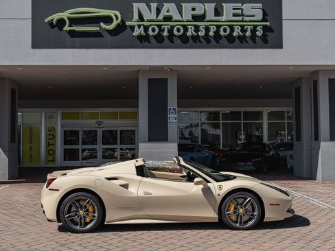 Used 2016 Ferrari 488 Spider RWD image 37