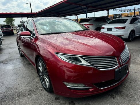 Used 2013 Lincoln MKZ image 34