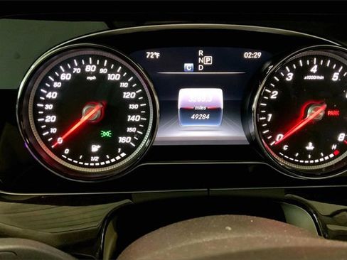 Used 2018 Mercedes-Benz E 400 Coupe image 7