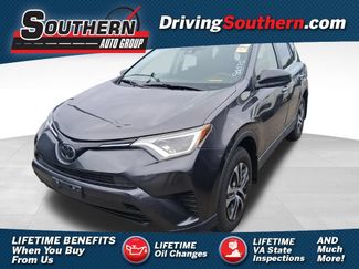 Used 2018 Toyota RAV4 LE w/ All Weather Liner Package AWD/4WD video 1