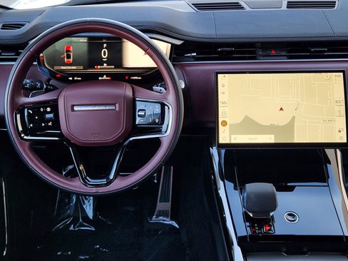 Certified 2025 Land Rover Range Rover Sport Dynamic SE image 27