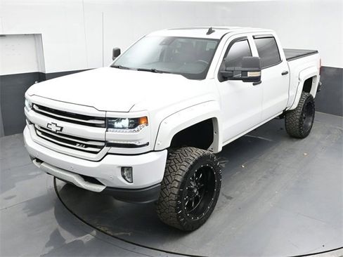 Used 2016 Chevrolet Silverado 1500 LTZ Z71 w/ LTZ Plus Package image 15