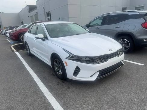 Used 2021 Kia K5 LXS FWD image 2