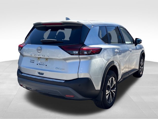 Used 2023 Nissan Rogue SV AWD/4WD image 3