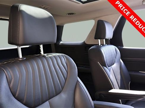 Used 2023 Hyundai Palisade Limited image 17