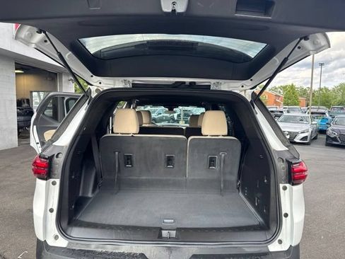 Used 2023 Chevrolet Traverse LS AWD/4WD image 22