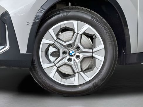 New 2026 BMW X1 xDrive28i w/ Convenience Package AWD/4WD image 10