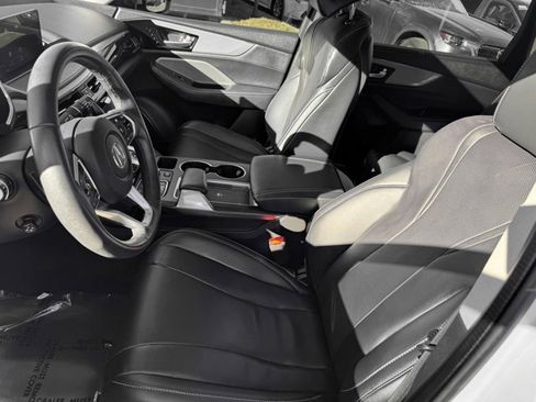 Used 2024 Acura MDX SH-AWD w/ Technology Package image 10