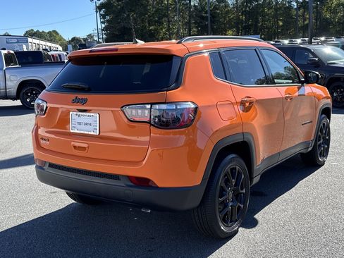 New 2026 Jeep Compass Latitude image 8