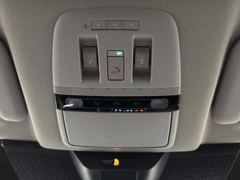Used 2025 Nissan Ariya Platinum AWD/4WD image 33