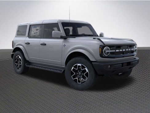 New 2026 Ford Bronco Outer Banks AWD/4WD image 7