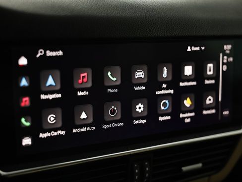 Certified 2023 Porsche Cayenne Coupe AWD/4WD image 35