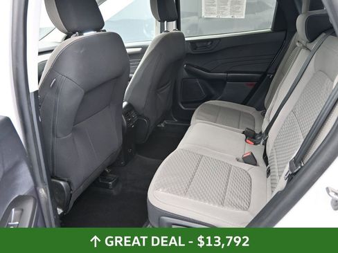 Used 2022 Ford Escape SE w/ Convenience Package image 16