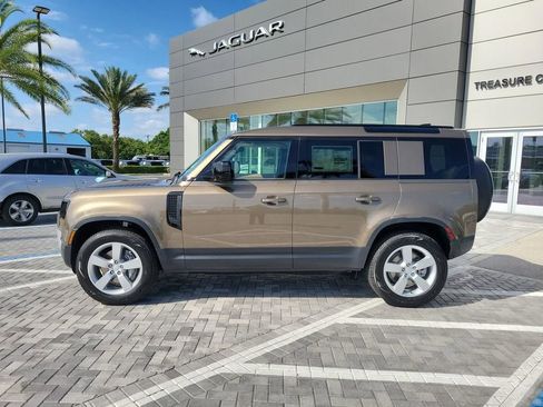 New 2025 Land Rover Defender 110 S image 2