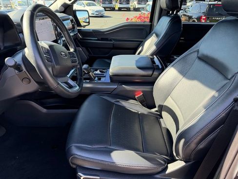 Used 2024 Ford F150 Lariat AWD/4WD image 12