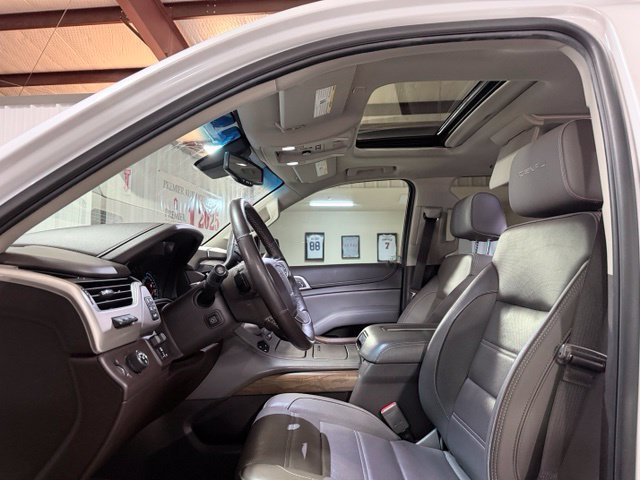 Used 2019 GMC Yukon Denali w/ Denali Ultimate Package RWD image 12