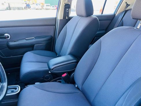 Used 2009 Nissan Versa SL w/ Convenience Pkg image 32