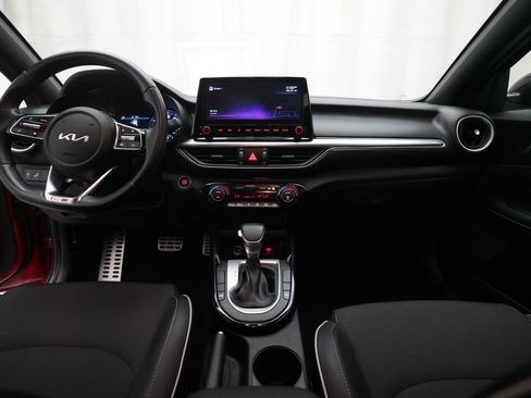 Certified 2022 Kia Forte GT-Line FWD image 5