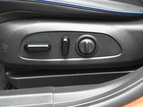 Used 2024 Buick Envista Sport Touring w/ Convenience I Package FWD image 11