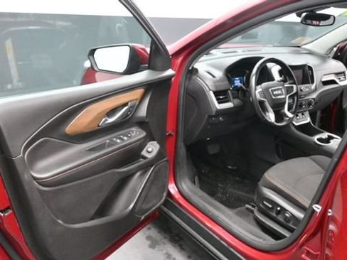 Used 2020 GMC Terrain SLE w/ Driver Convenience Package AWD/4WD image 24
