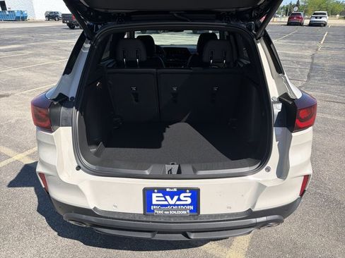 New 2026 Chevrolet TrailBlazer RS w/ Convenience Package AWD/4WD image 32