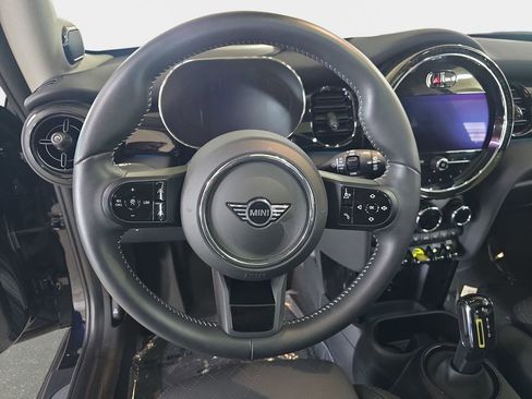 Used 2024 MINI Cooper SE image 19