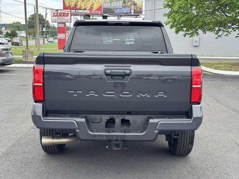 Used 2025 Toyota Tacoma SR5 RWD image 22