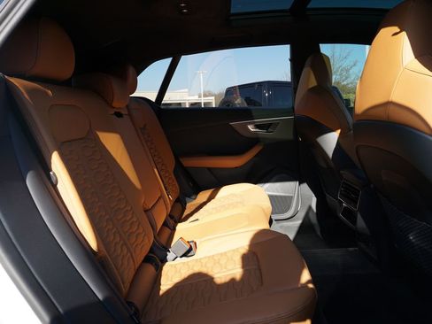 Used 2025 Audi RS Q8 performance image 41