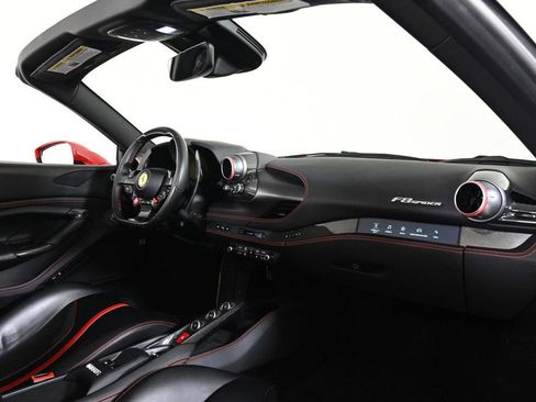 Used 2022 Ferrari F8 Tributo Base image 18