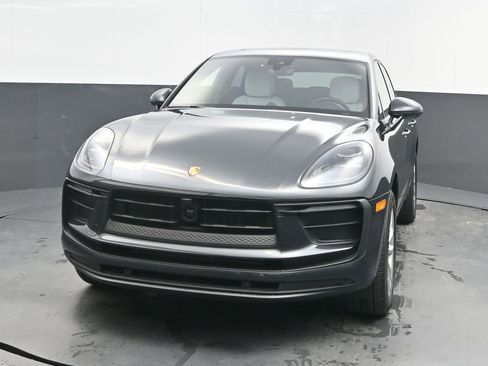 New 2025 Porsche Macan image 10