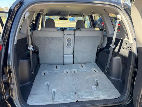 Used 2011 Toyota RAV4 4WD w/ Base L4 Extra Value Pkg image 15