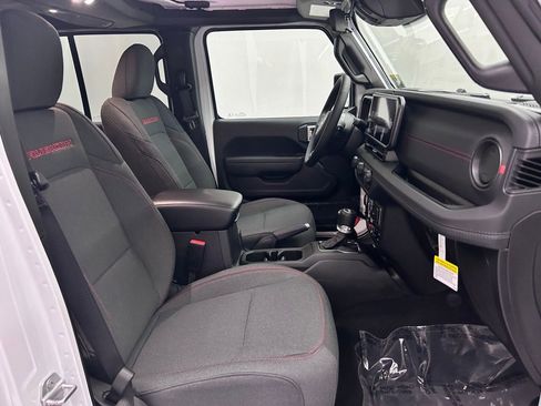 New 2026 Jeep Wrangler Unlimited Rubicon image 21