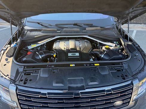 Used 2023 Land Rover Range Rover Autobiography AWD/4WD image 6