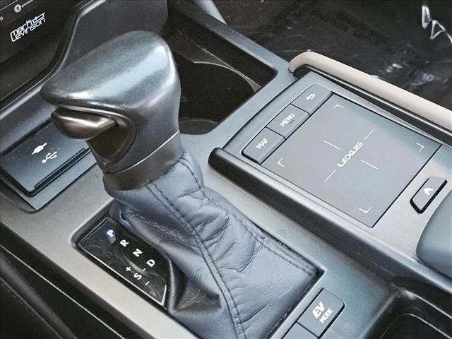 Used 2022 Lexus ES 300h w/ Accessory Package FWD image 11