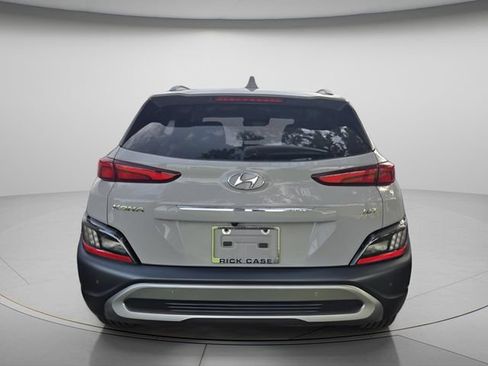 Used 2023 Hyundai Kona Limited w/ Cargo Package FWD image 7