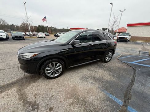 Used 2021 INFINITI QX50 Luxe image 3