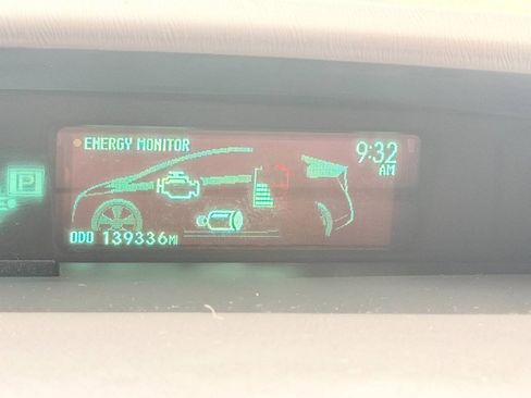 Used 2010 Toyota Prius Five w/ Advanced Technology Pkg FWD image 41