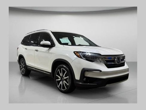 Used 2019 Honda Pilot Elite image 1