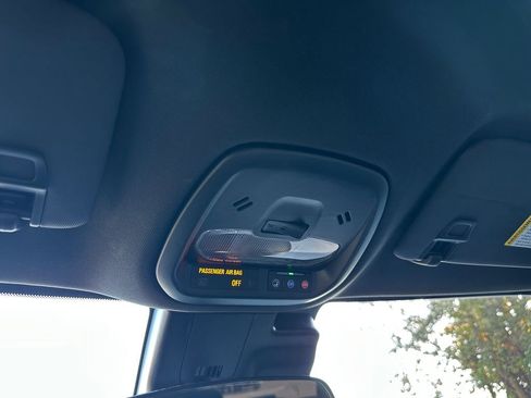 Used 2026 Chevrolet Trax RS image 63