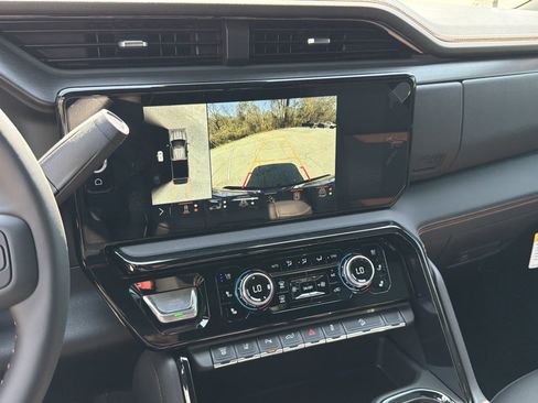 New 2026 GMC Sierra 2500 AT4 w/ AT4 Premium Plus Package image 19