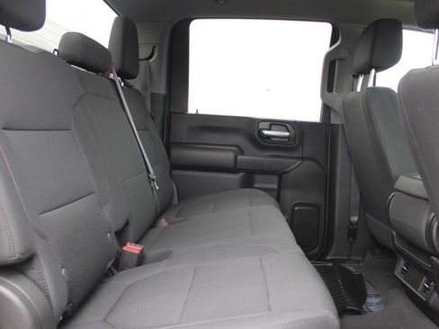 Used 2022 Chevrolet Silverado 2500 Custom w/ Custom Convenience Package image 22