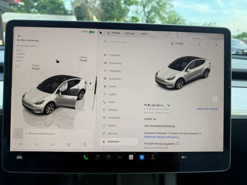 Used 2023 Tesla Model Y Long Range AWD/4WD image 5