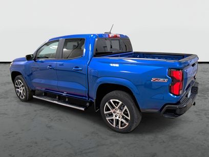 Used 2024 Chevrolet Colorado Z71 w/ Z71 Convenience Package 2