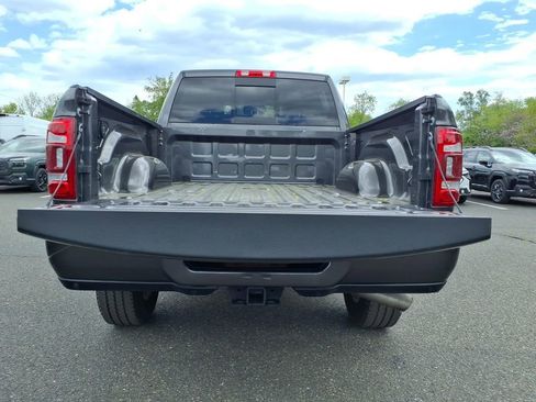 Used 2024 RAM 2500 Laramie AWD/4WD image 17