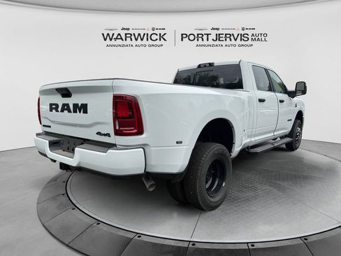 Used 2026 RAM 3500 Big Horn AWD/4WD image 5
