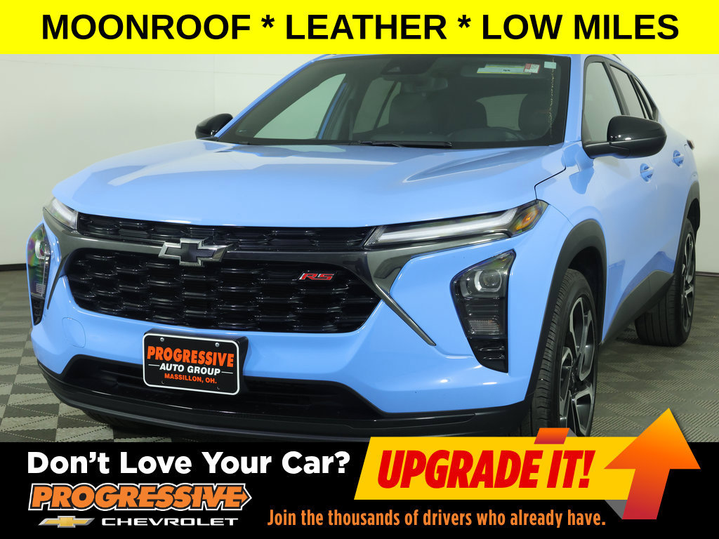 Used 2024 Chevrolet Trax RS w/ Sunroof Package FWD image 1